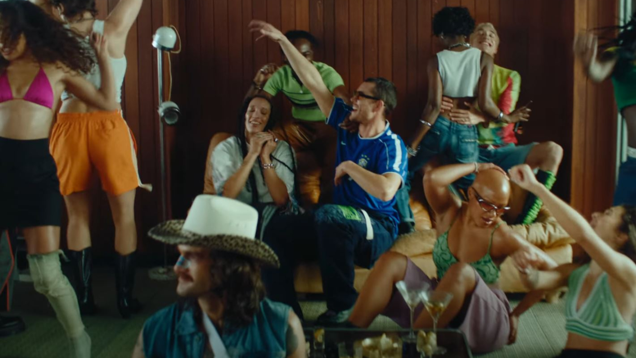 Kungs et David Guetta dévoilent le clip du hit "All Night Long"