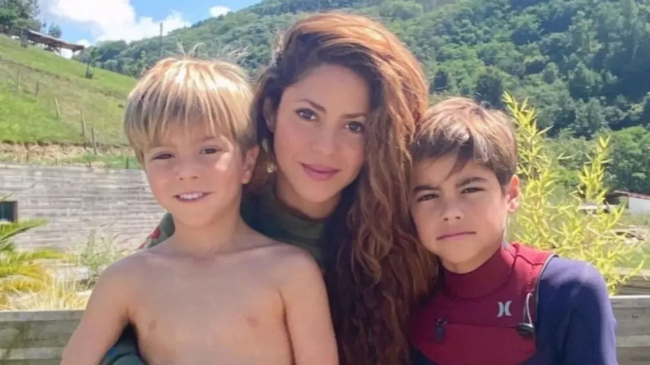 Shakira présente son nouveau clip “Acróstico” en l’honneur de ses enfants
