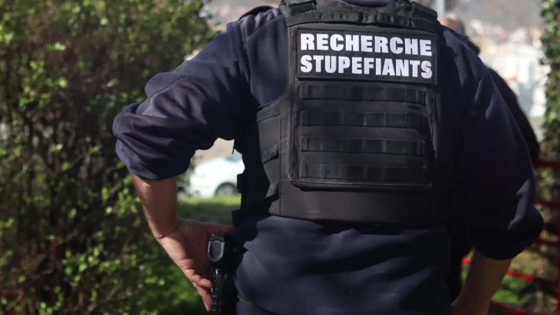 Allier : neuf personnes interpellées dans le démantèlement d'un trafic de drogue autour de Montluçon