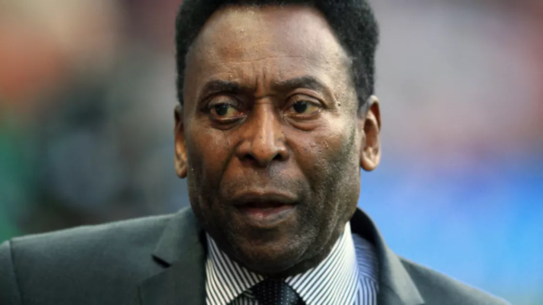 Après le décès du footballeur Pelé, les hommages pleuvent