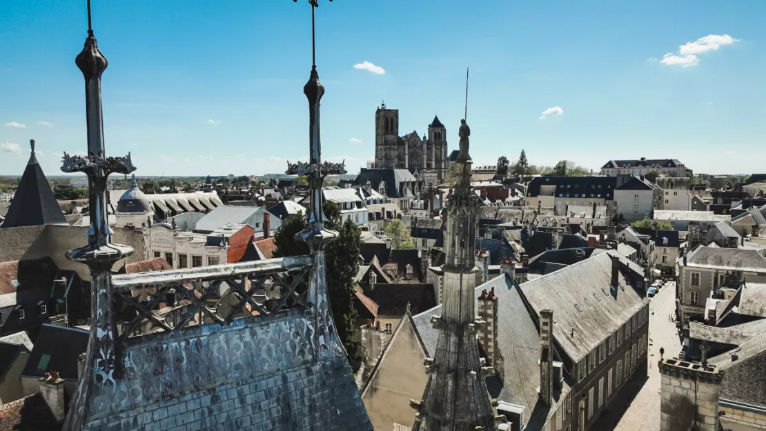 Clermont-Ferrand ne sera pas Capitale Européenne de la Culture, Bourges préféré