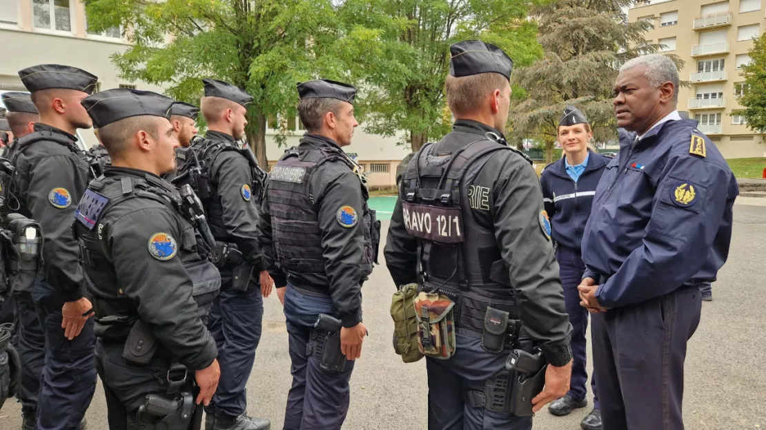 Deux pelotons de gendarmerie en renfort à Thiers après plusieurs fusillades