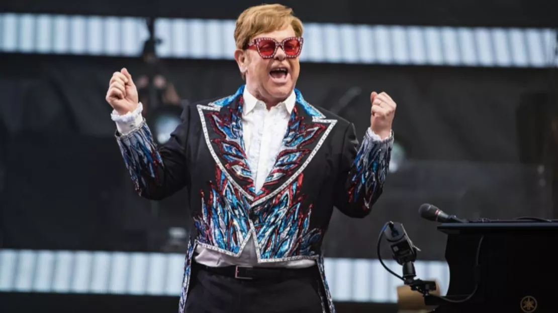 Elton John bouleversé : Il fait ses adieux à son public qu'il "n'oubliera jamais"