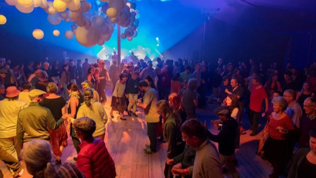 Festival Comboros :  "retrouver le contact" grâce au bal et à la danse !