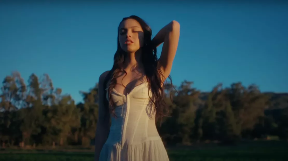 Olivia Rodrigo étincelante dans "Can't Catch Me Now" pour Hunger Games