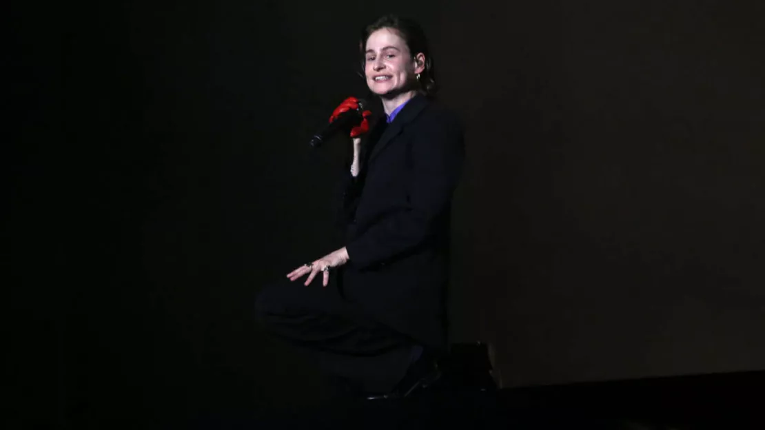 Redcar (Christine and the Queens) répond aux commentaires transphobes