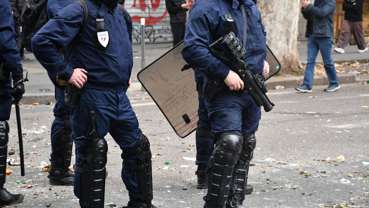 24 octobre &agrave; Clermont-Ferrand : une enqu&ecirc;te ouverte apr&egrave;s la grave blessure d&rsquo;un manifestant &agrave; la main