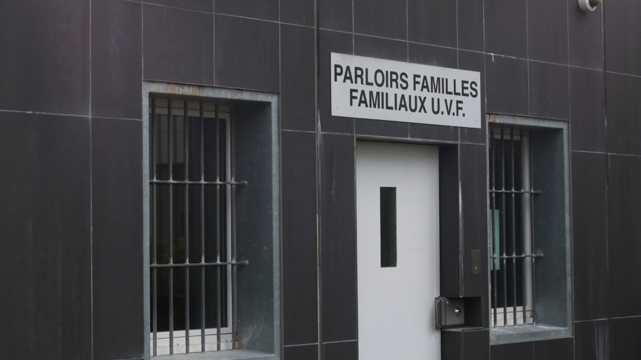 A la prison de Riom, un détenu se fait livrer de la drogue au parloir A la prison de Riom, un détenu se fait livrer de la drogue au parloir