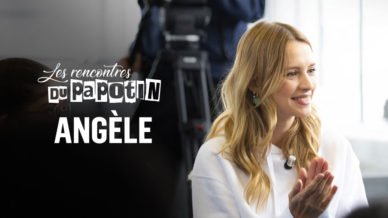 Angèle émue aux larmes dans "Les rencontres du papotin"