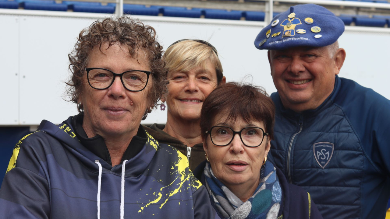 Yellow Army : après deux défaites, les supporters de l'ASM Clermont gardent l'espoir avant Pau Yellow Army : après deux défaites, les supporters de l'ASM Clermont gardent l'espoir avant Pau