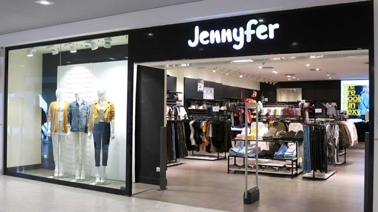 Auvergne : en liquidation, Jennyfer ferme ses magasins dans quelques jours Auvergne : en liquidation, Jennyfer ferme ses magasins dans quelques jours
