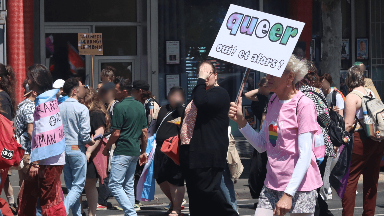 Avec l'augmentation des agressions, les personnes LGBT sont-elles en sécurité ? Avec l'augmentation des agressions, les personnes LGBT sont-elles en sécurité ?