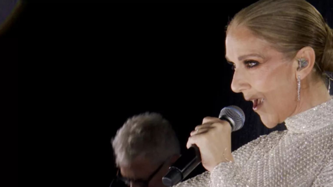Céline Dion vient de dévoiler la version studio de "L'Hymne à l'amour" Céline Dion vient de dévoiler la version studio de "L'Hymne à l'amour"