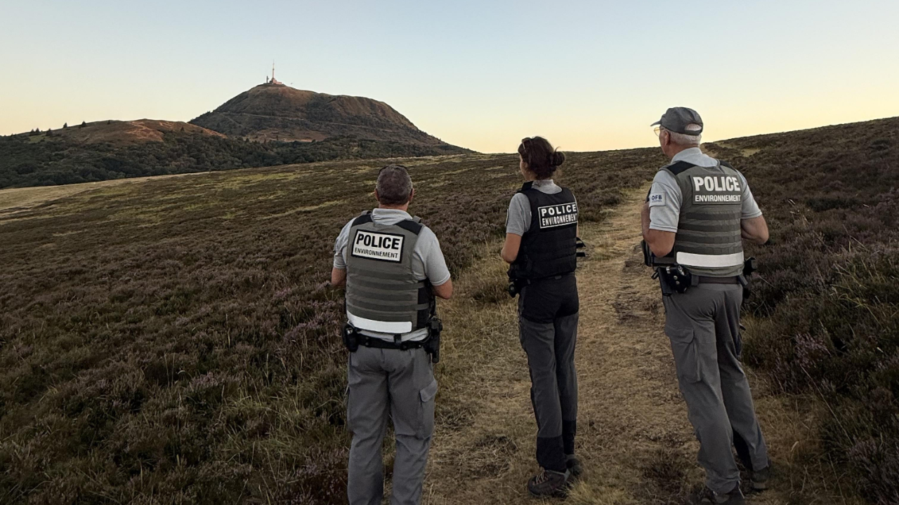 Cha&icirc;ne des Puys : huit infractions relev&eacute;es lors de contr&ocirc;les contre les feux et bivouacs