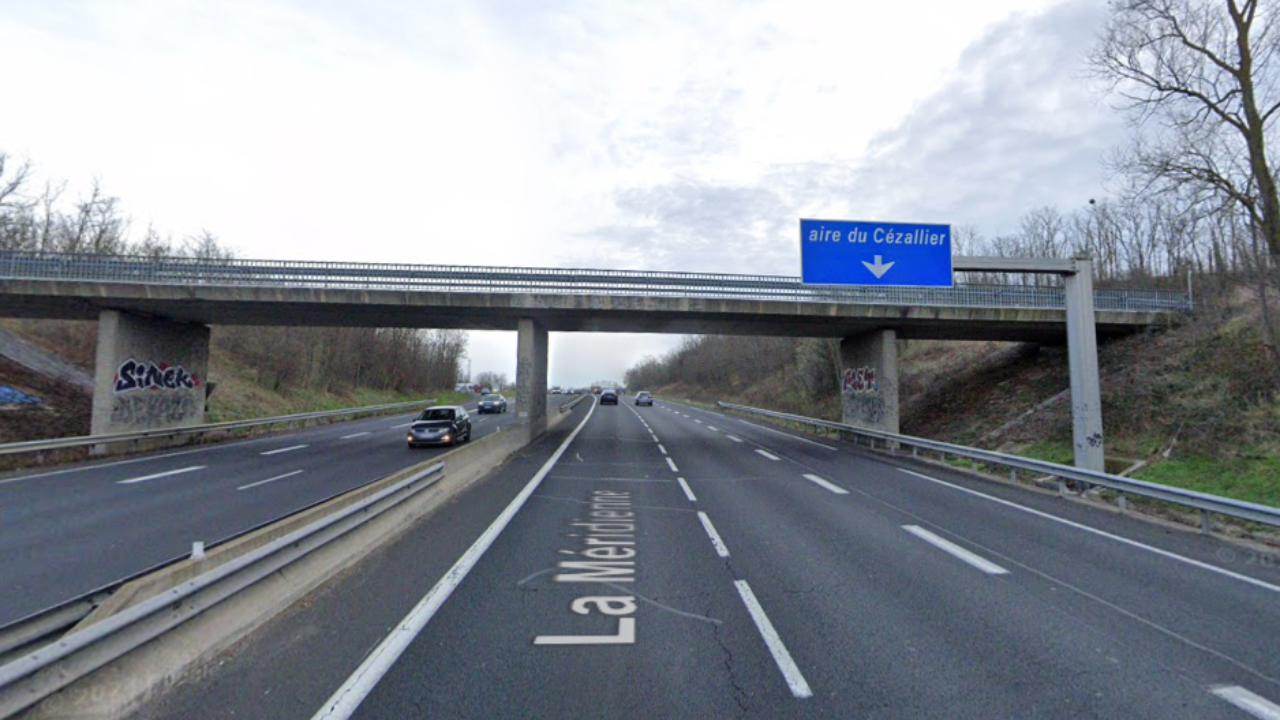 Cinq jeunes Auvergnats accusés de multiples agressions homophobes sur une aire de l'A75 Cinq jeunes Auvergnats accusés de multiples agressions homophobes sur une aire de l'A75