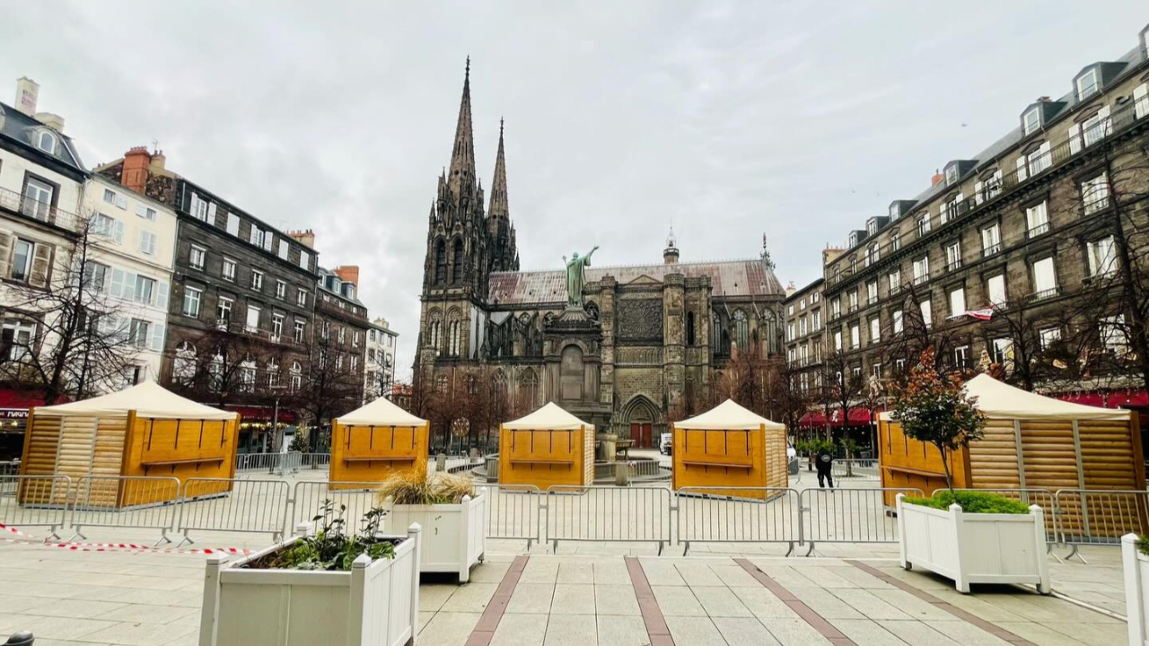 Clermont-Ferrand : la place de la Victoire retrouve un marché de Noël entièrement local