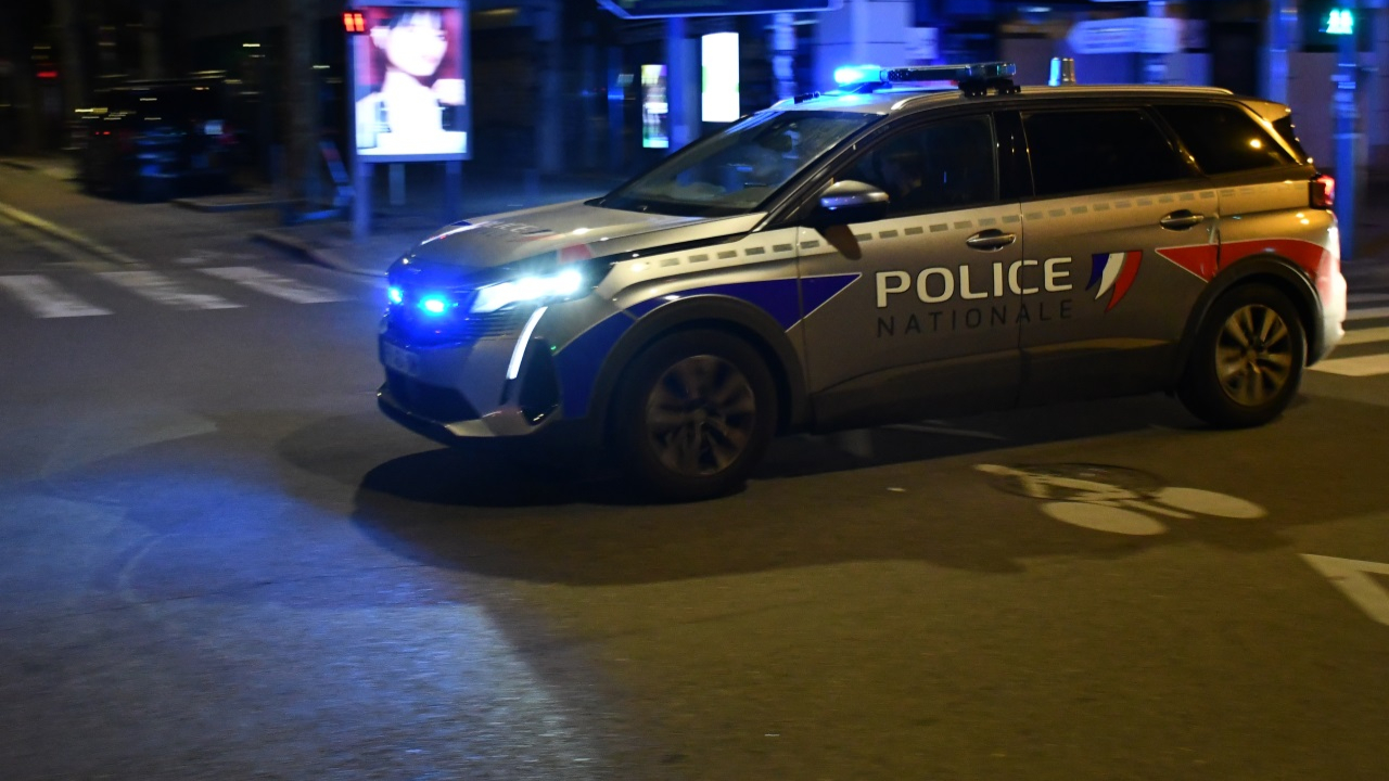 Clermont-Ferrand : rixe au couteau en centre-ville, un jeune homme poignard&eacute; dans le dos