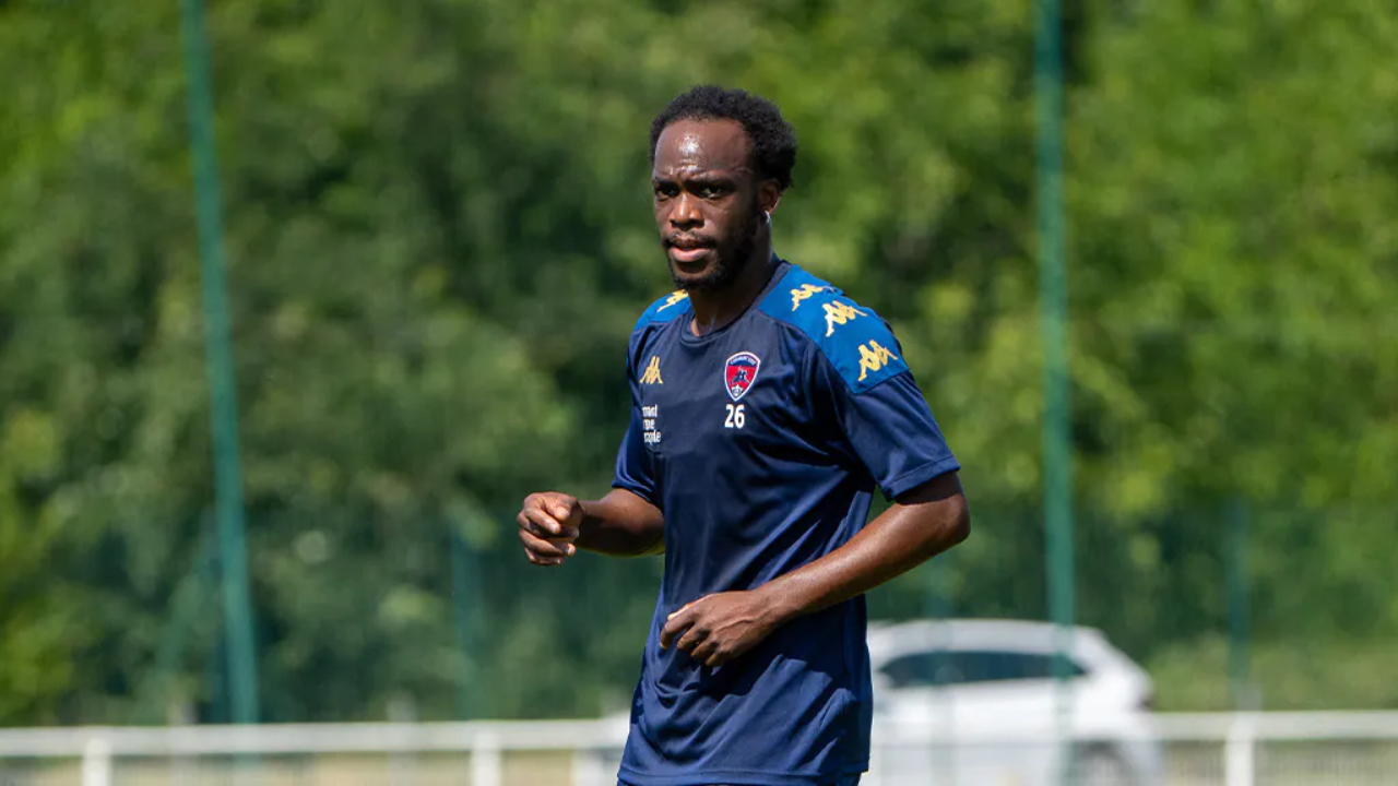 Clermont Foot : un attaquant du CF63 s’envole, son successeur déjà trouvé Clermont Foot : un attaquant du CF63 s’envole, son successeur déjà trouvé