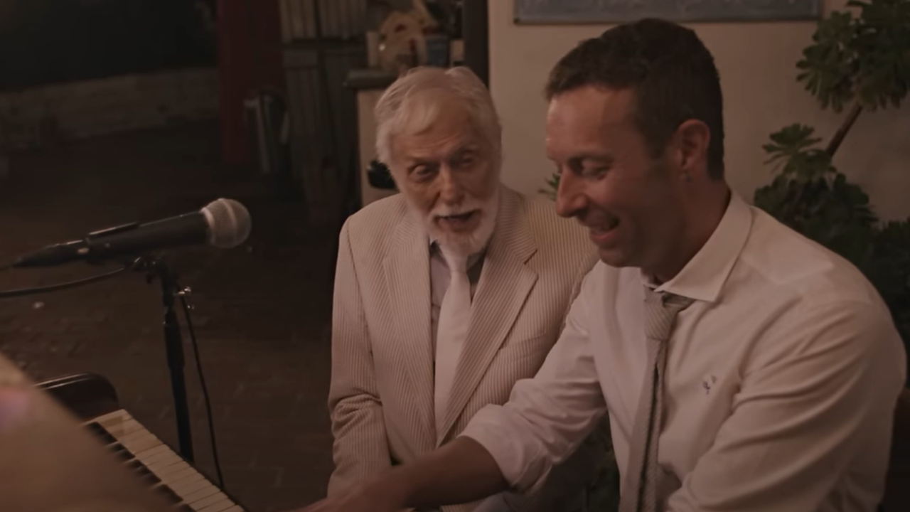 Coldplay offre un clip plein d'émotions avec "All my love" Coldplay offre un clip plein d'émotions avec "All my love"