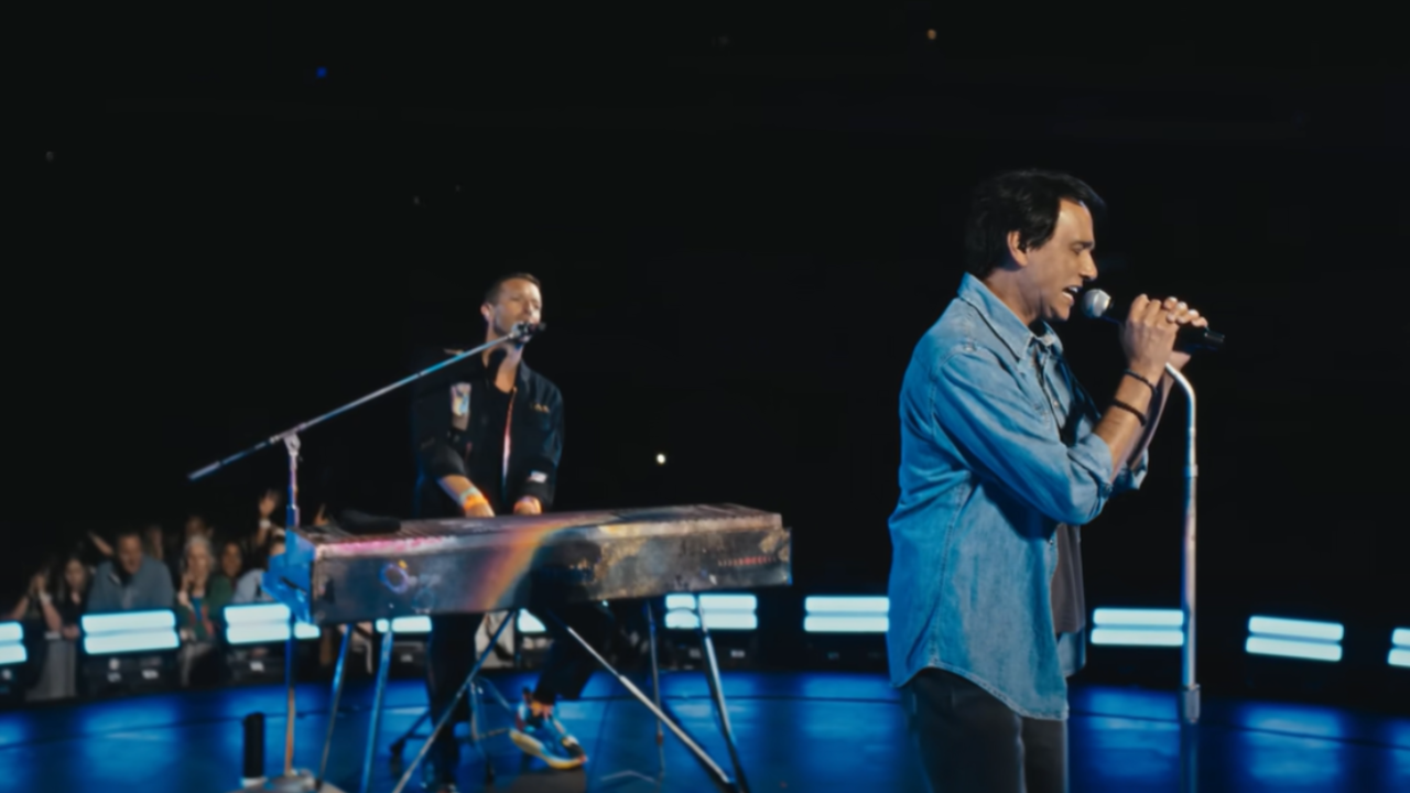 Coldplay présente le clip officiel de "The Karate Kid", en feat avec un comédien connu ! Coldplay présente le clip officiel de "The Karate Kid", en feat avec un comédien connu !