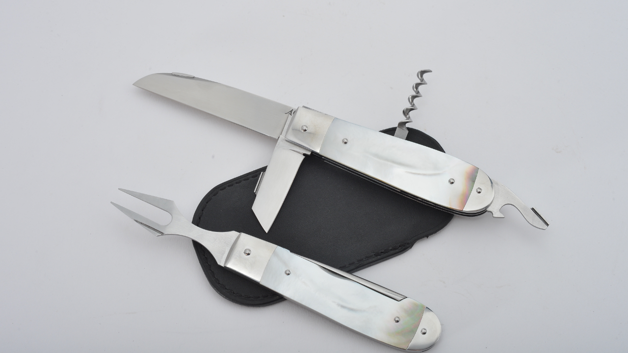 Coutellia 2024 : plus de 7000 visiteurs présents ce week-end à Thiers (63) Coutellia 2024 : plus de 7000 visiteurs présents ce week-end à Thiers (63)