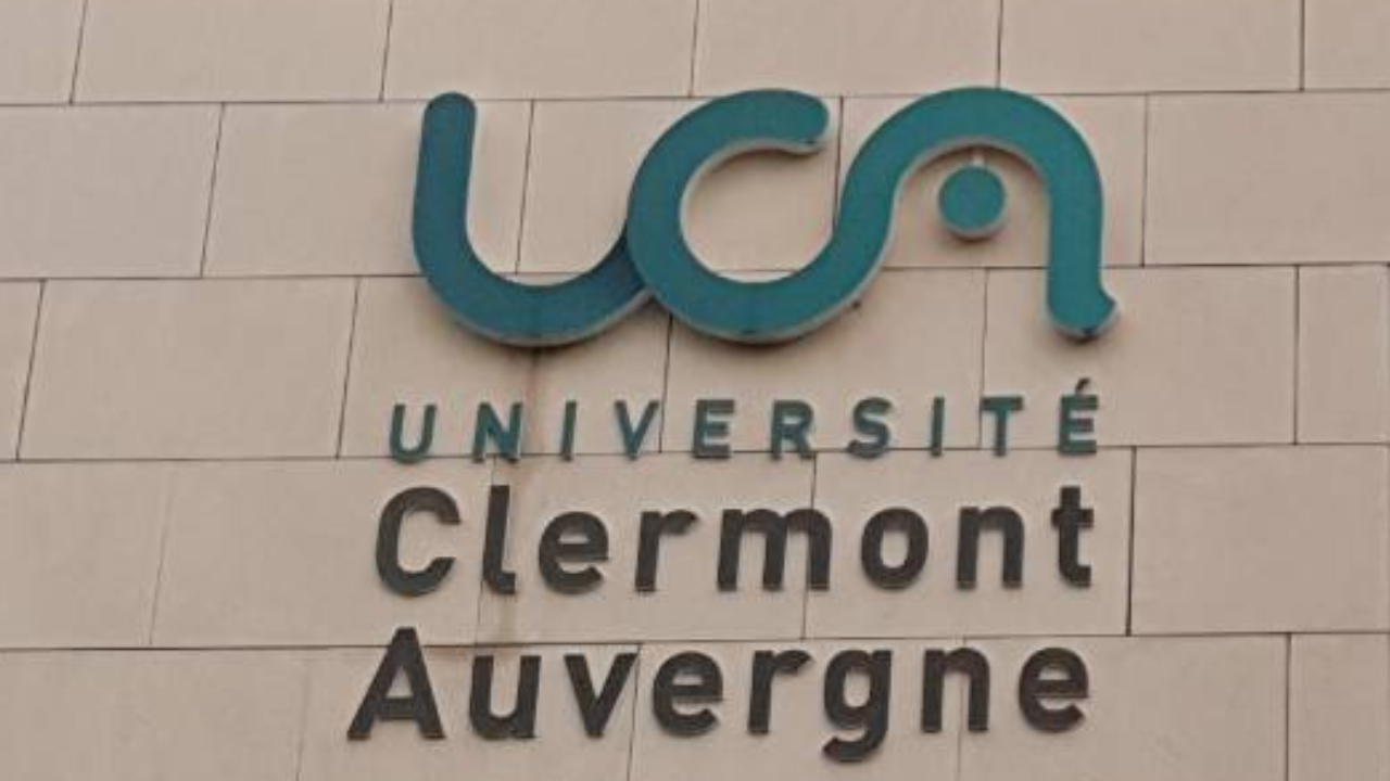 Des étudiants à la rue à Clermont-Ferrand, la situation se tend