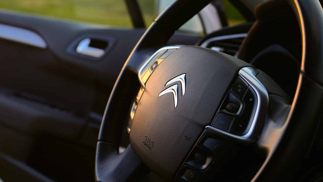 Puy-de-Dôme : des garages surbookés suite au rappel de milliers de voitures Citroën C3 et DS3 Puy-de-Dôme : des garages surbookés suite au rappel de milliers de voitures Citroën C3 et DS3