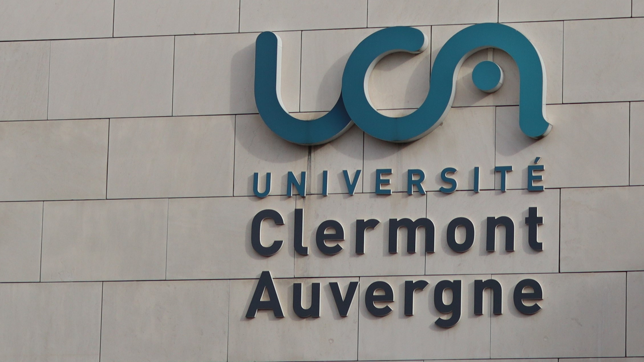"Emmener des couvertures" : le conseil de l'Université Clermont Auvergne qui fait polémique "Emmener des couvertures" : le conseil de l'Université Clermont Auvergne qui fait polémique