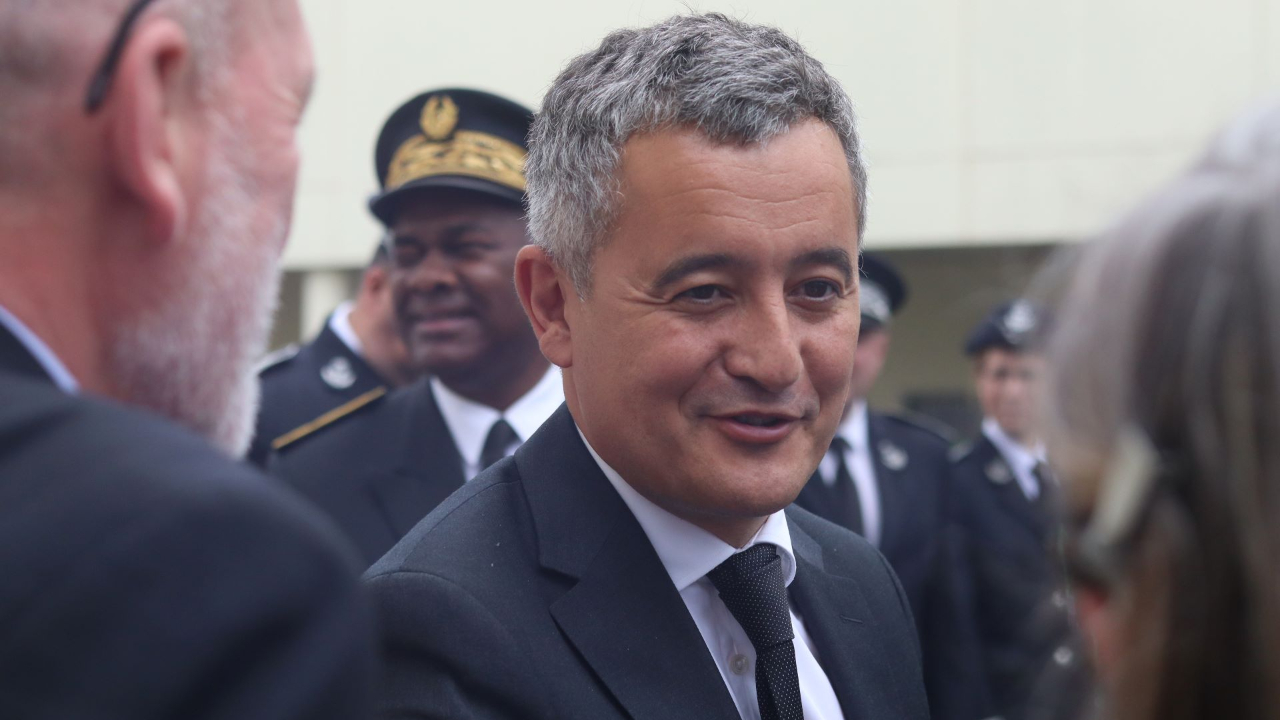 En visite dans le Puy-de-D&ocirc;me, G&eacute;rald Darmanin admet la "surpopulation carc&eacute;rale" de la prison de Riom