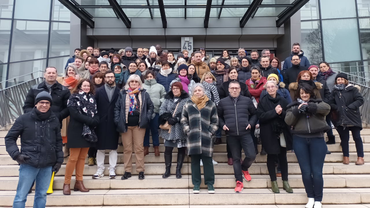 Grève - Les salariés du groupe Centre France réclament une augmentation de leurs salaires Grève - Les salariés du groupe Centre France réclament une augmentation de leurs salaires