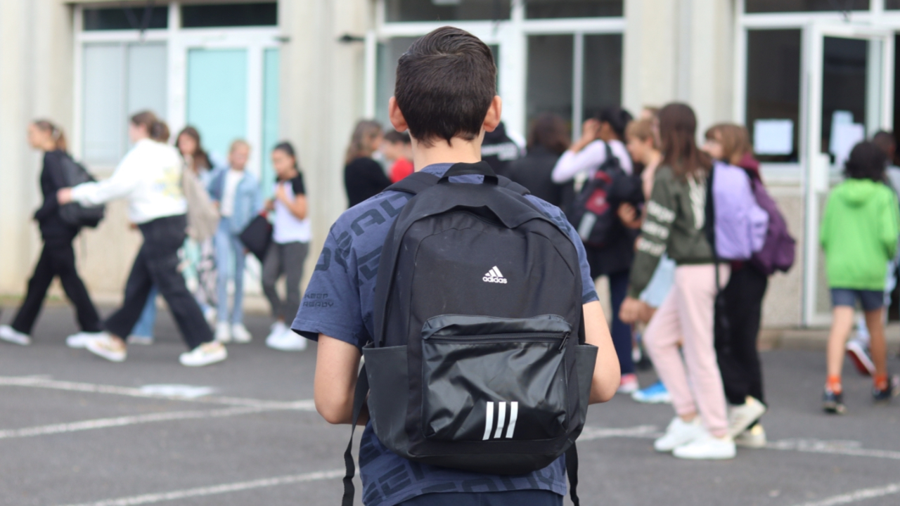 L'académie de Clermont-Ferrand met en garde face aux "défis entre élèves" L'académie de Clermont-Ferrand met en garde face aux "défis entre élèves"