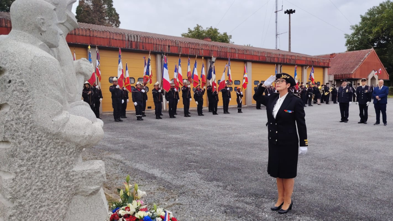 La nouvelle pr&eacute;f&egrave;te du Puy-de-D&ocirc;me Anne Frackowiak-Jacobs entre officiellement en fonctions