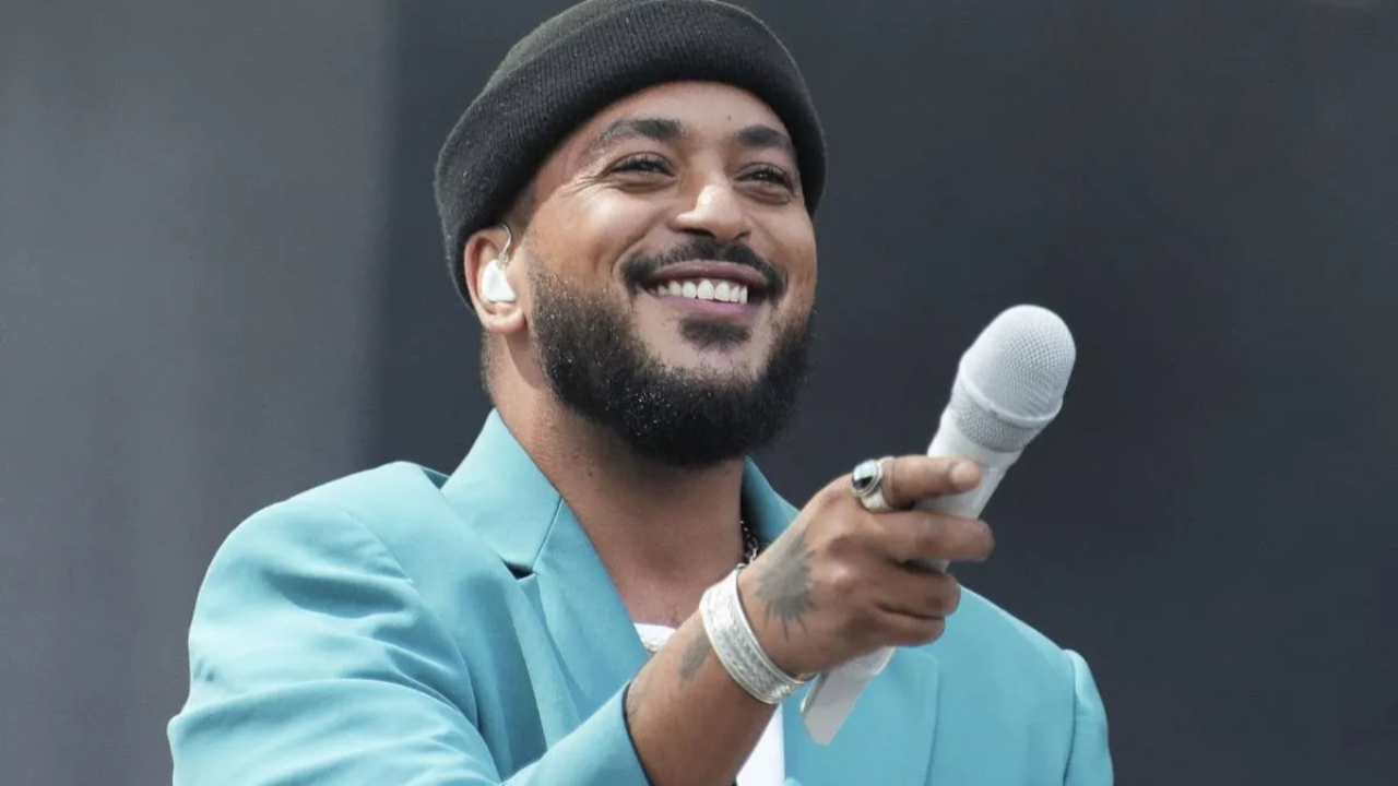 Le chanteur Slimane se lance dans l’industrie cosmétique avec sa marque Cousin.e.s Le chanteur Slimane se lance dans l’industrie cosmétique avec sa marque Cousin.e.s