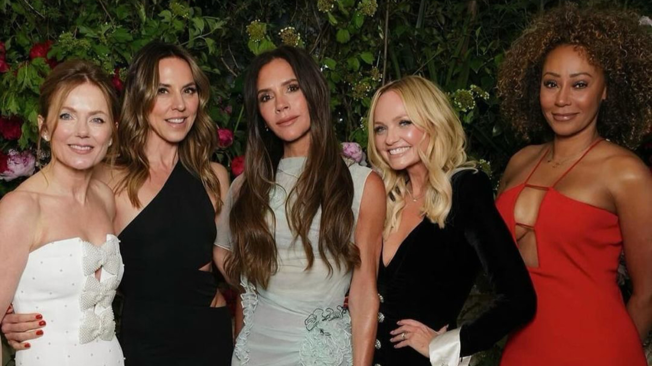 Les Spice Girls réunies pour l'anniversaire de Victoria Beckham ! Les Spice Girls réunies pour l'anniversaire de Victoria Beckham !