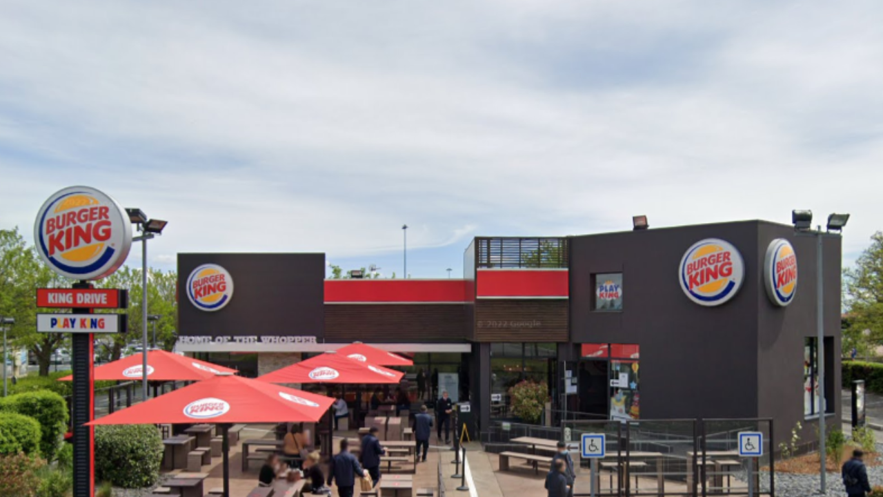 Ménétrol (63) : un employé de Burger King accusé d'avoir volé ses collègues
