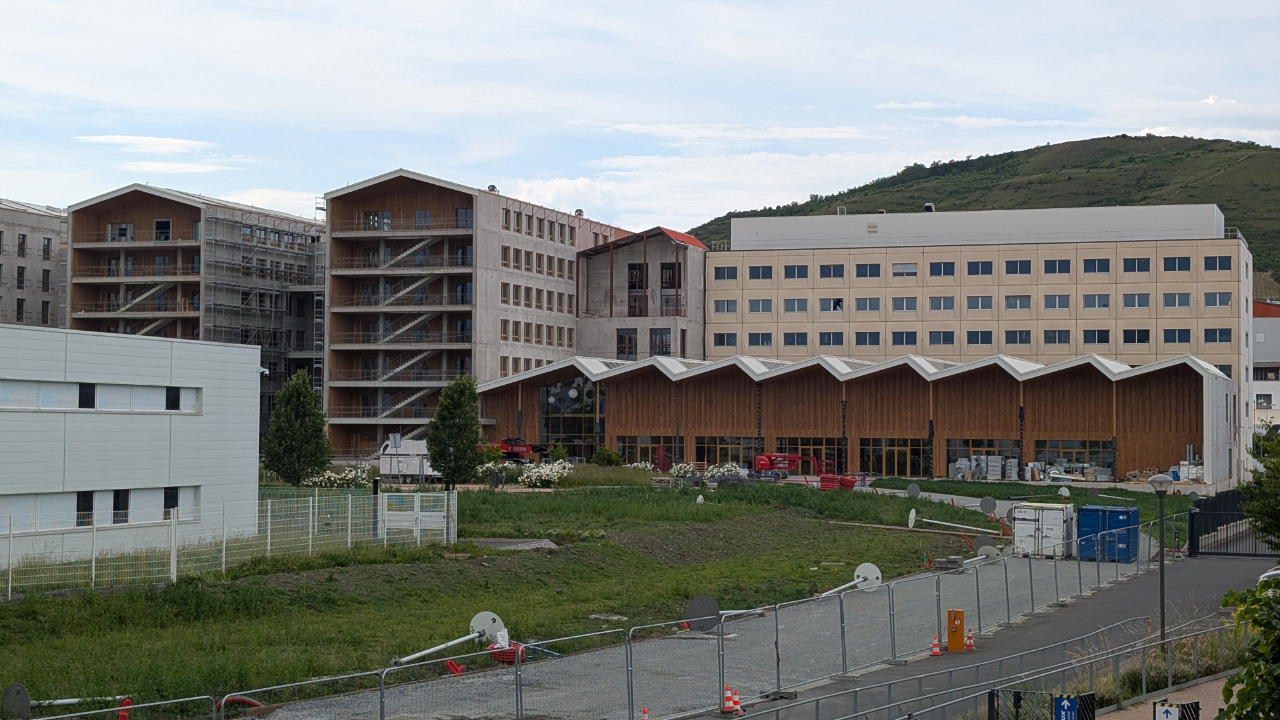 PHOTOS. On a visité Le PIC, le plus grand espace de coworking de France, à Clermont-Ferrand