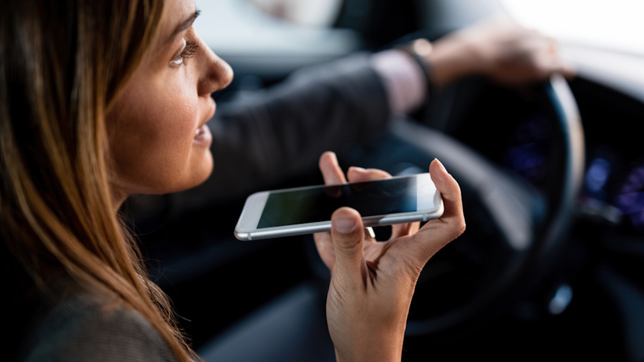 Puy-de-Dôme : le téléphone au volant pourra coûter immédiatement le permis à la rentrée Puy-de-Dôme : le téléphone au volant pourra coûter immédiatement le permis à la rentrée