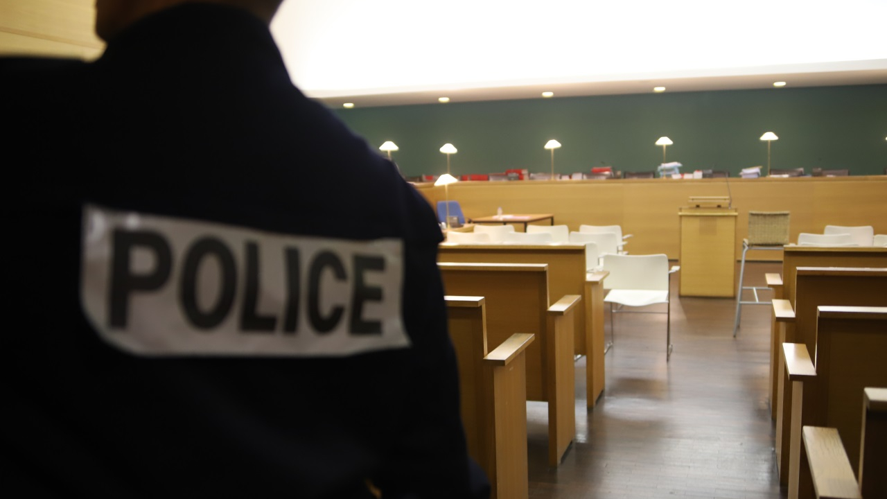 Puy-de-Dôme : six mois de prison ferme après avoir frappé son fils avec un ventilateur Puy-de-Dôme : six mois de prison ferme après avoir frappé son fils avec un ventilateur