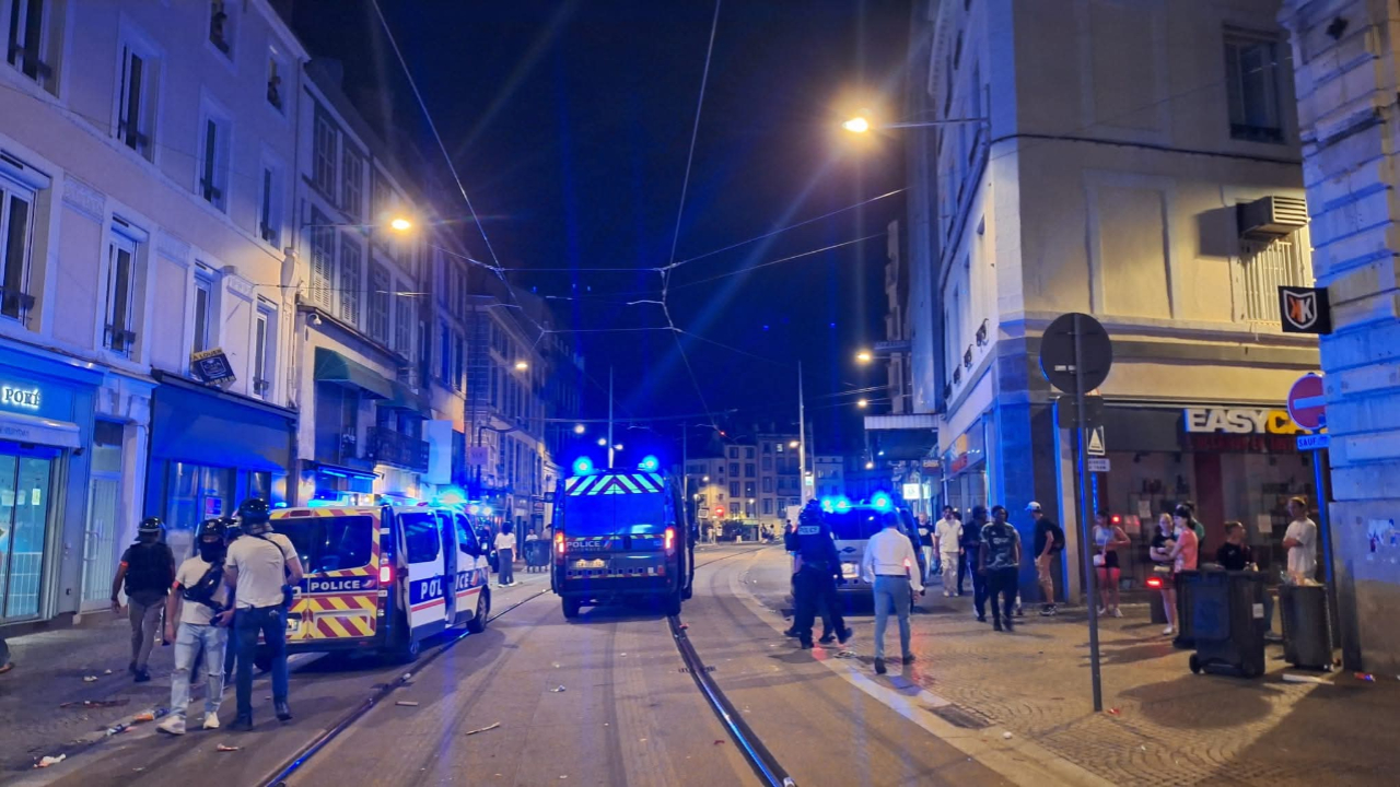 Tensions, incendies et sept arrestations : Clermont-Ferrand secou&eacute;e par des d&eacute;bordements apr&egrave;s le sacre europ&eacute;en du PSG