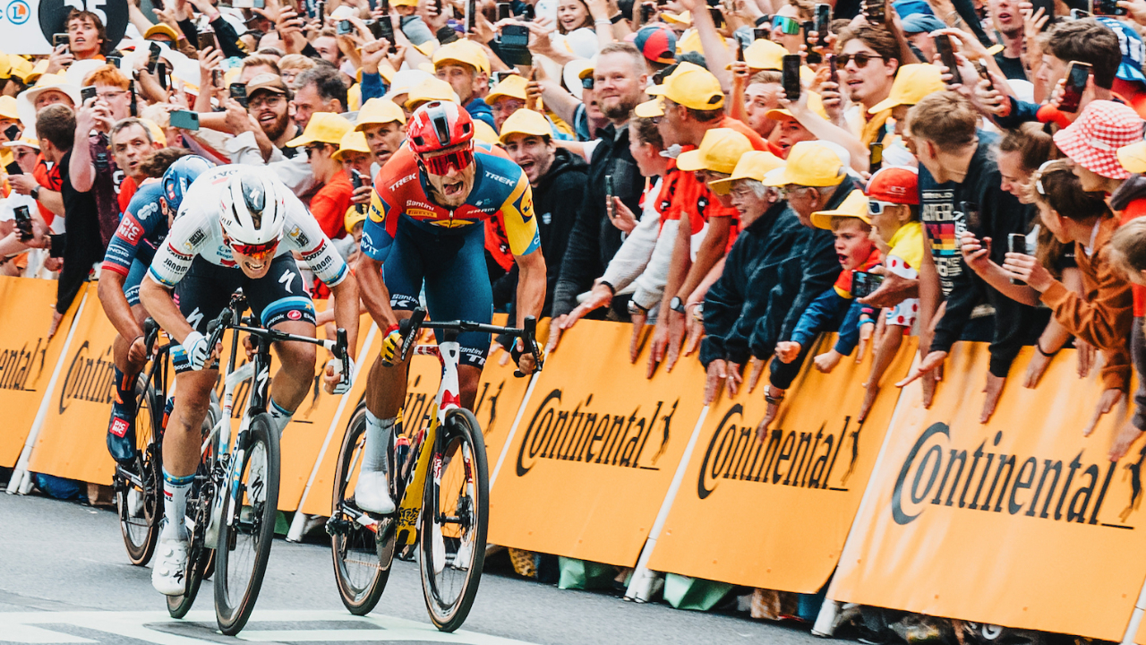 Tour de France 2026 : des étapes en Auvergne, découvrez où passeront les coureurs !