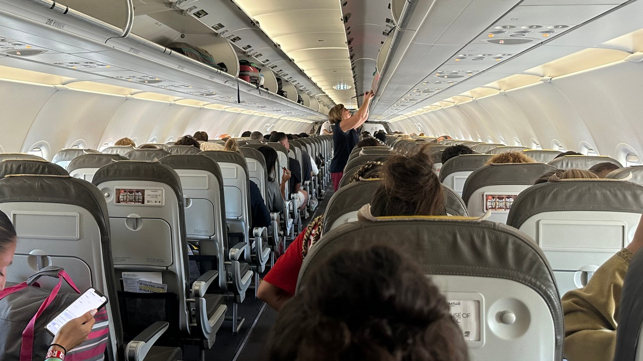 Un vol Paris-Ibiza oblig&eacute; d'atterrir en catastrophe &agrave; Clermont-Ferrand : ce qu'il s'est pass&eacute;