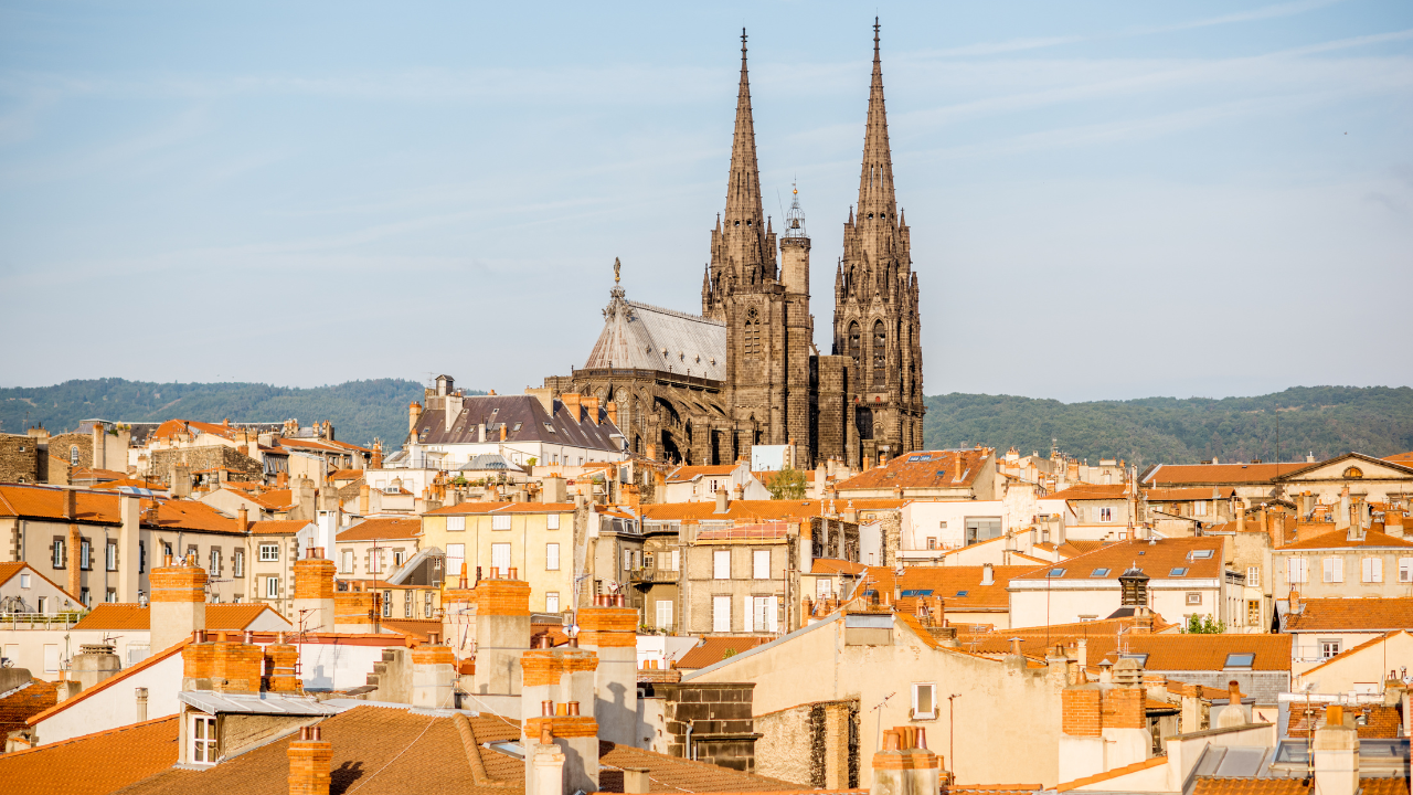 Week-end de 4 jours : où partir à moins de 3h de Clermont-Ferrand ? Week-end de 4 jours : où partir à moins de 3h de Clermont-Ferrand ?