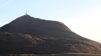 3 500 spectateurs &eacute;vacu&eacute;s lors d'un incendie sur les pentes du puy de D&ocirc;me