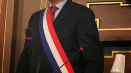 Agression du maire à Coudes : un habitant en garde à vue après avoir sorti un couteau