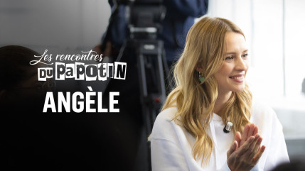 Angèle émue aux larmes dans "Les rencontres du papotin" Angèle émue aux larmes dans "Les rencontres du papotin"