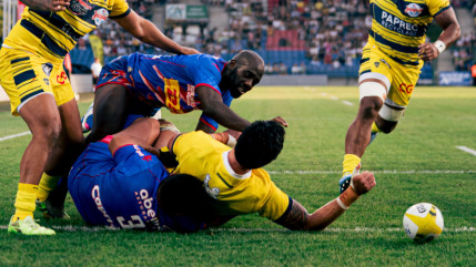 ASM Clermont : courte d&eacute;faite face au Stade Fran&ccedil;ais et inqui&eacute;tude pour Tolofua