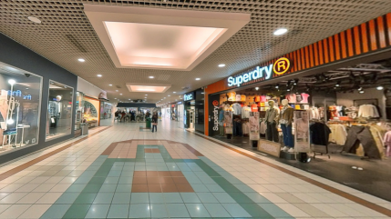 Aubière (63) : 25 boutiques de la galerie marchande Plein Sud coupée d'électricité après un incendie Aubière (63) : 25 boutiques de la galerie marchande Plein Sud coupée d'électricité après un incendie