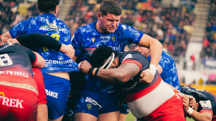 Auteur d'une première mi-temps catastrophique, l'ASM Clermont s’incline face aux Saracens en Champions Cup