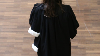 Clermont-Ferrand : il a extorqué près de 11 000 euros à son ex-compagne Clermont-Ferrand : il a extorqué près de 11 000 euros à son ex-compagne