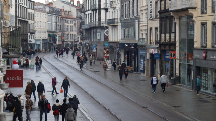 Clermont-Ferrand : ivre, le duo braque un homme pour... un sandwich